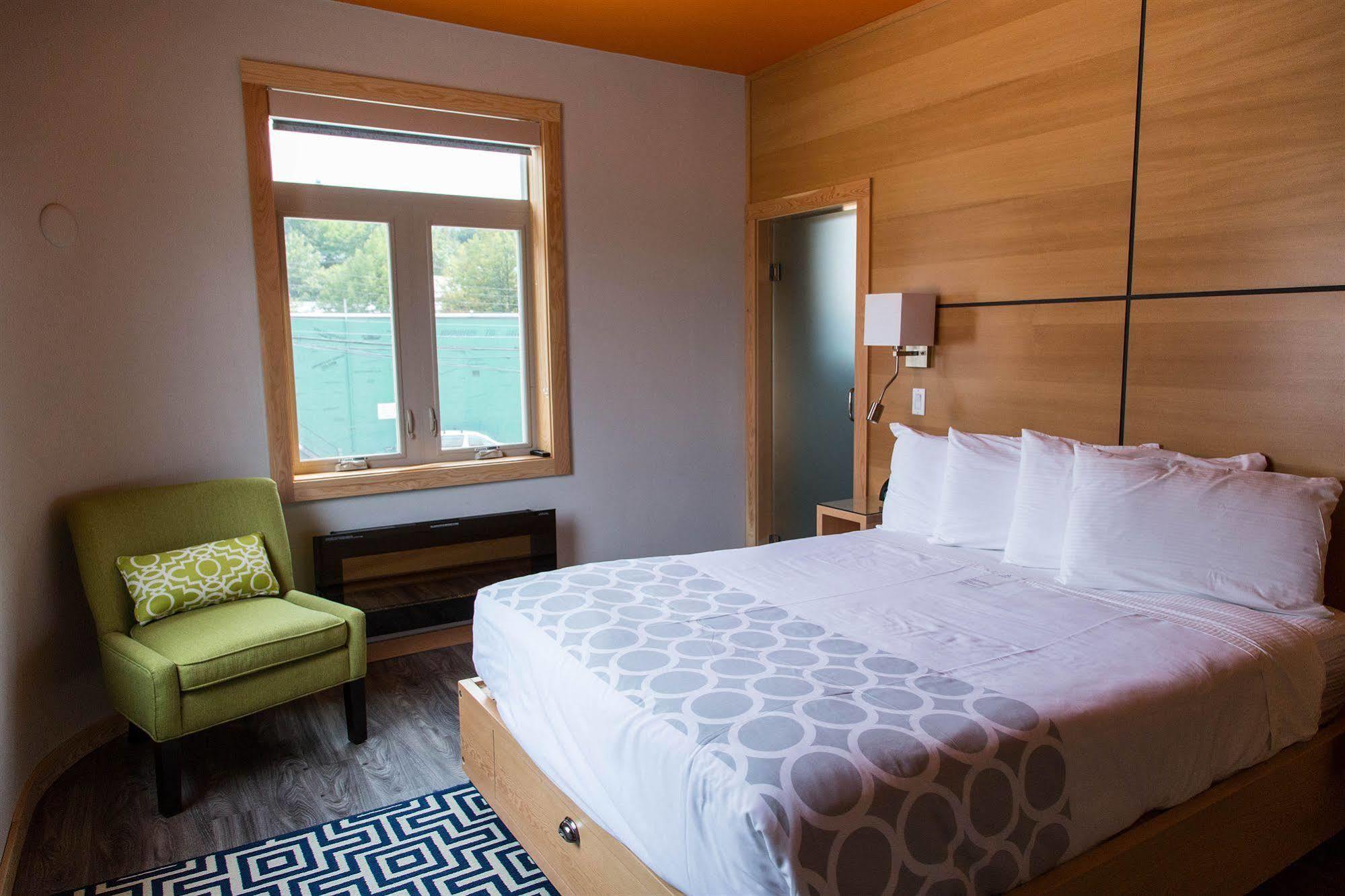 Adventure Hotel